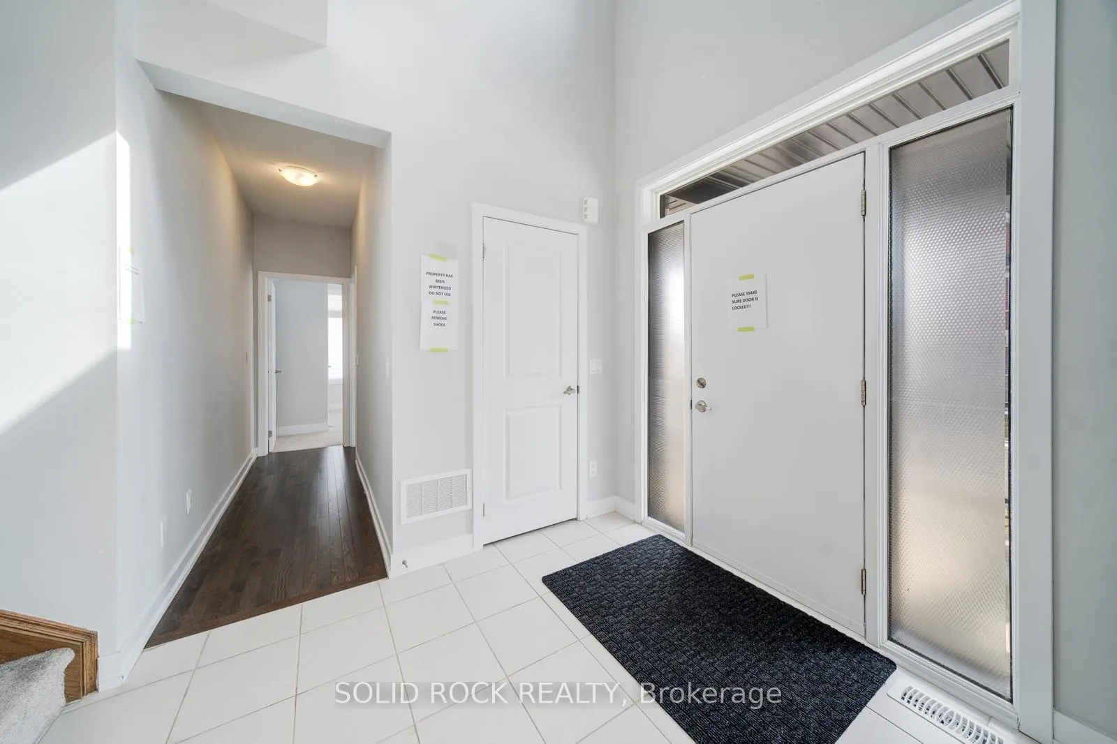 Photo 5 of 1076 Thompson Drive, Oshawa, Kedron — HOMEH