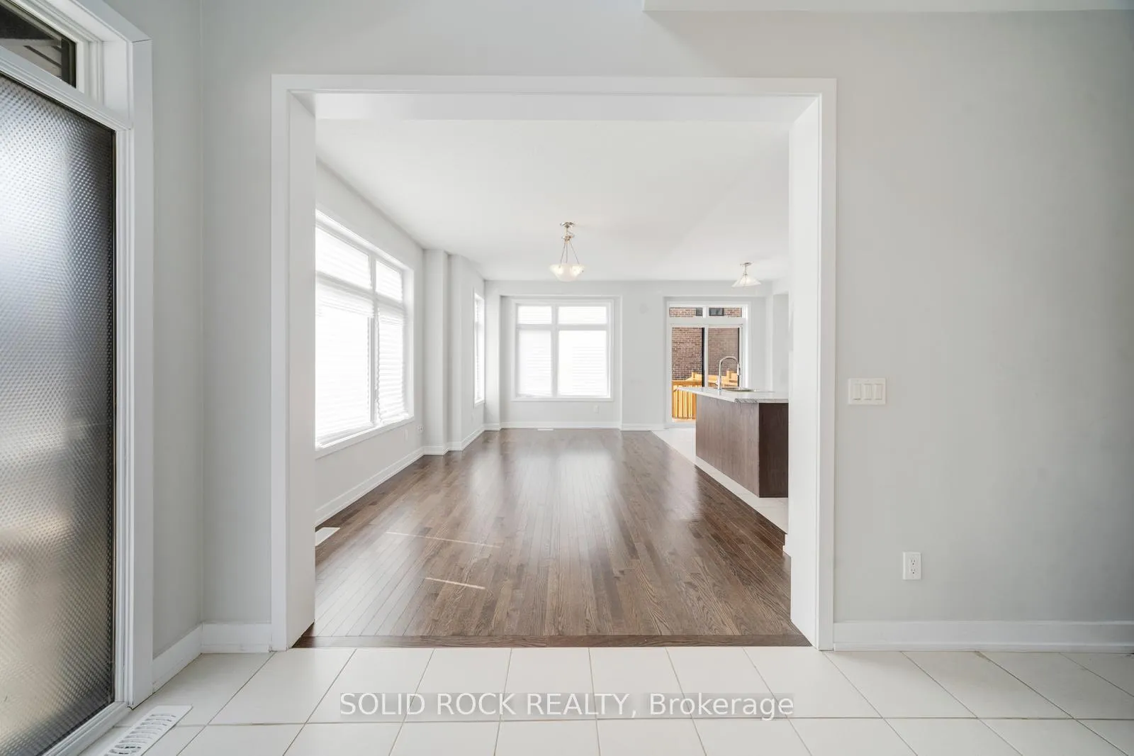 Photo 7 of 1076 Thompson Drive, Oshawa, Kedron — HOMEH