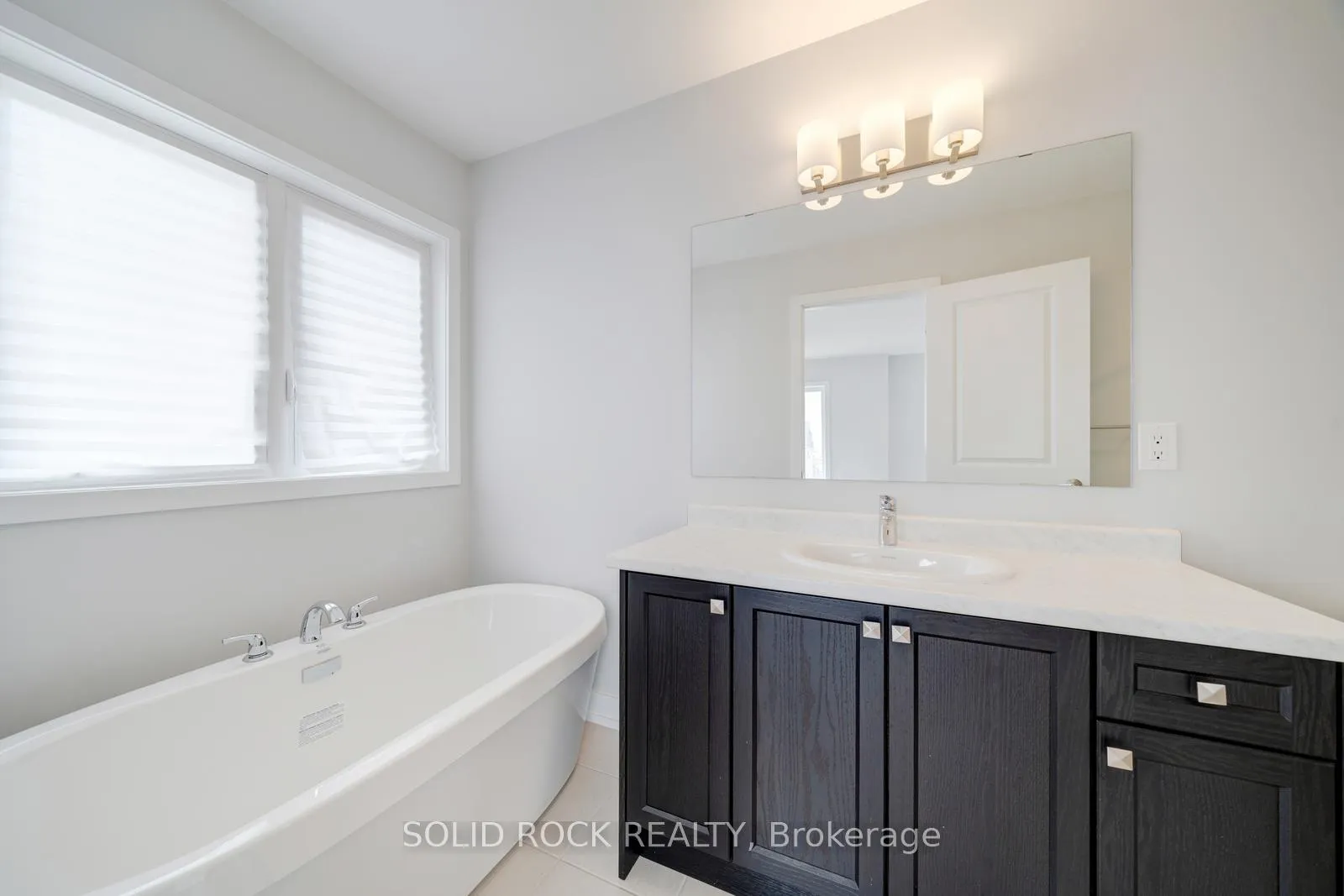 Photo 27 of 1076 Thompson Drive, Oshawa, Kedron — HOMEH