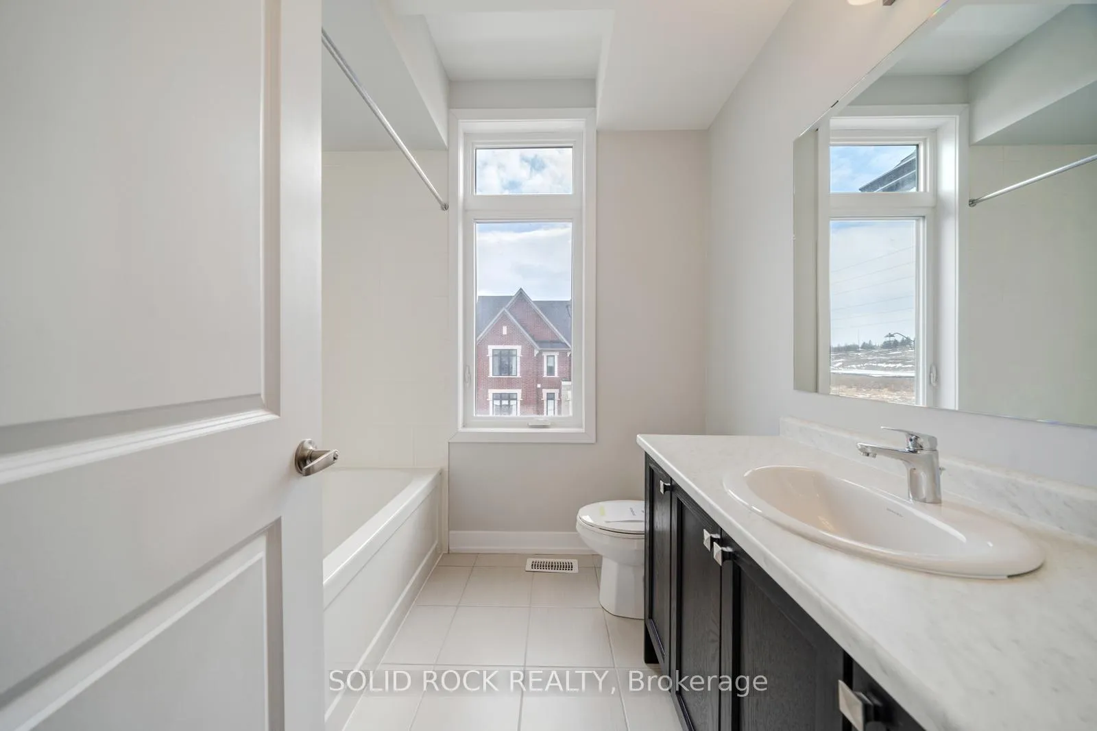 Photo 38 of 1076 Thompson Drive, Oshawa, Kedron — HOMEH