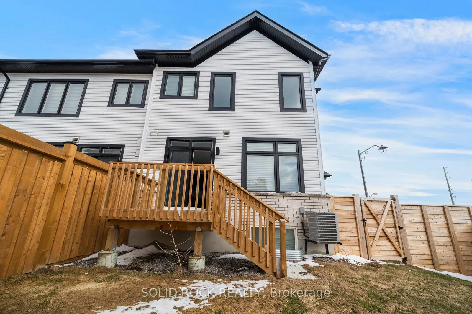 Photo 47 of 1076 Thompson Drive, Oshawa, Kedron — HOMEH
