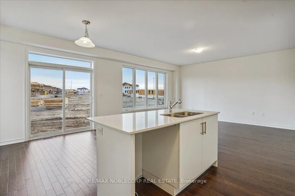 Photo 18 of 259 Madelaine Drive, Barrie, Rural Barrie Southeast — HOMEH