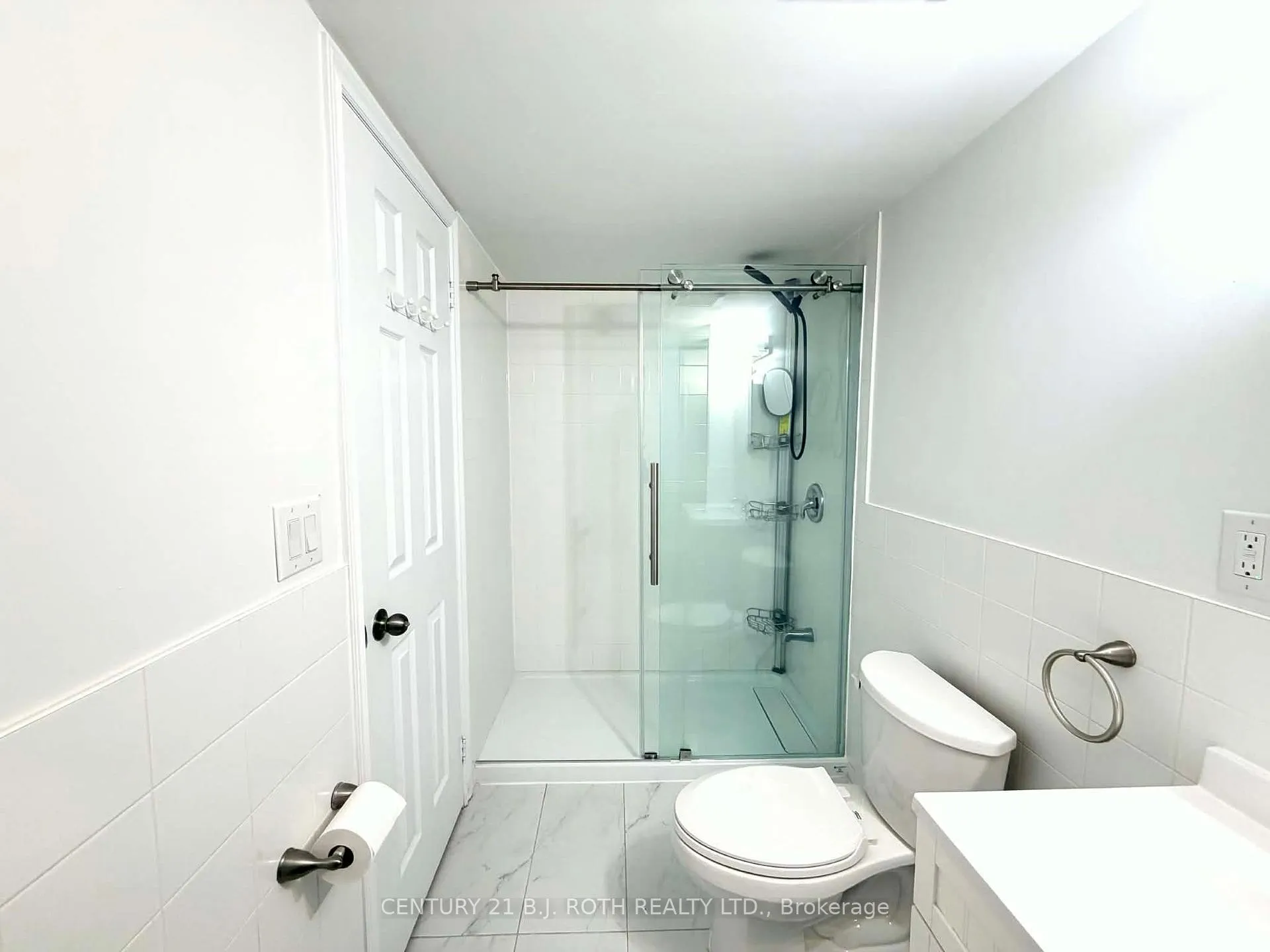 Photo 9 of Unit Lower, 90 Pappain Crescent, Brampton, Snelgrove — HOMEH