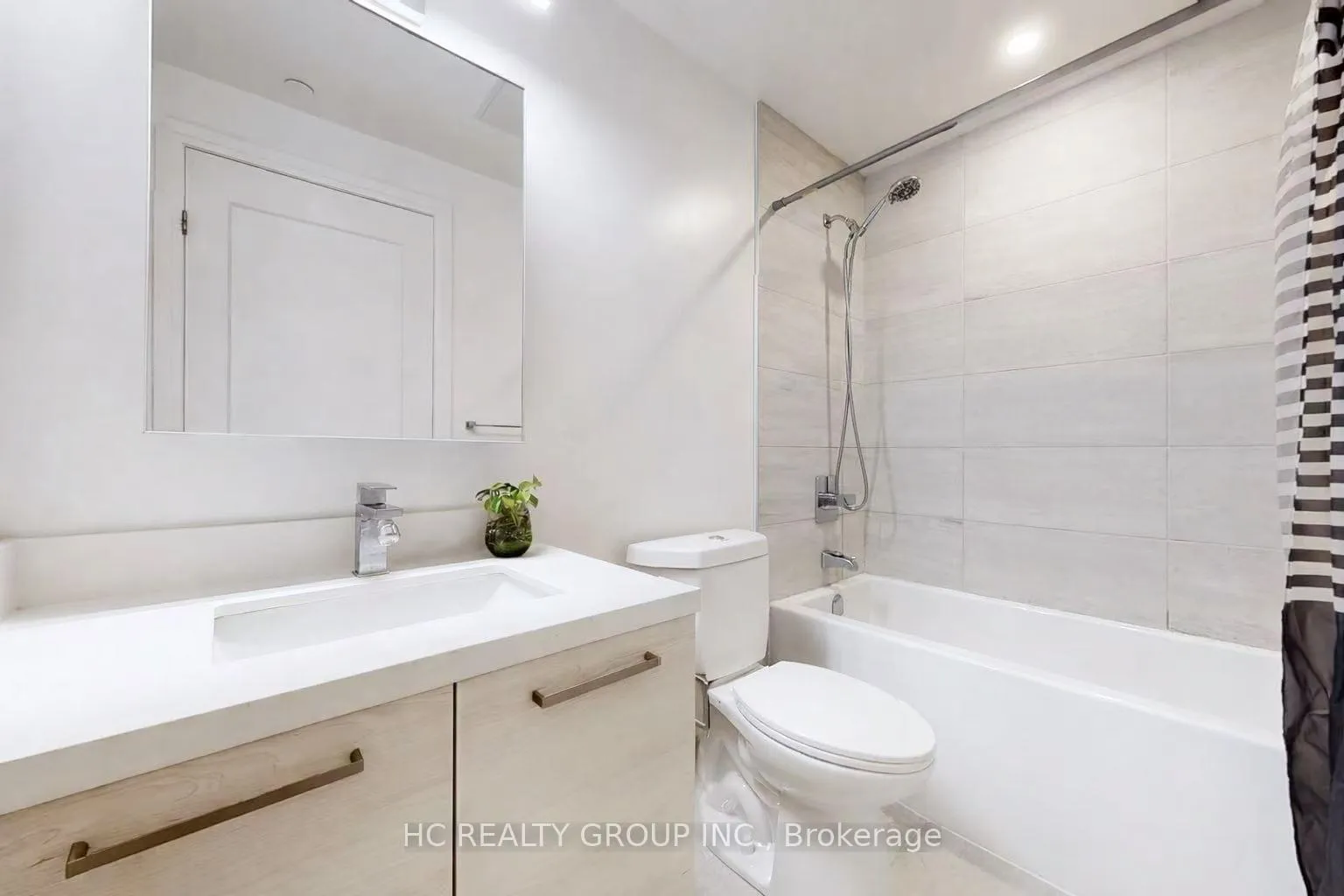 Photo 18 of Unit 207, 38 Gandhi Lane, Markham, Commerce Valley — HOMEH
