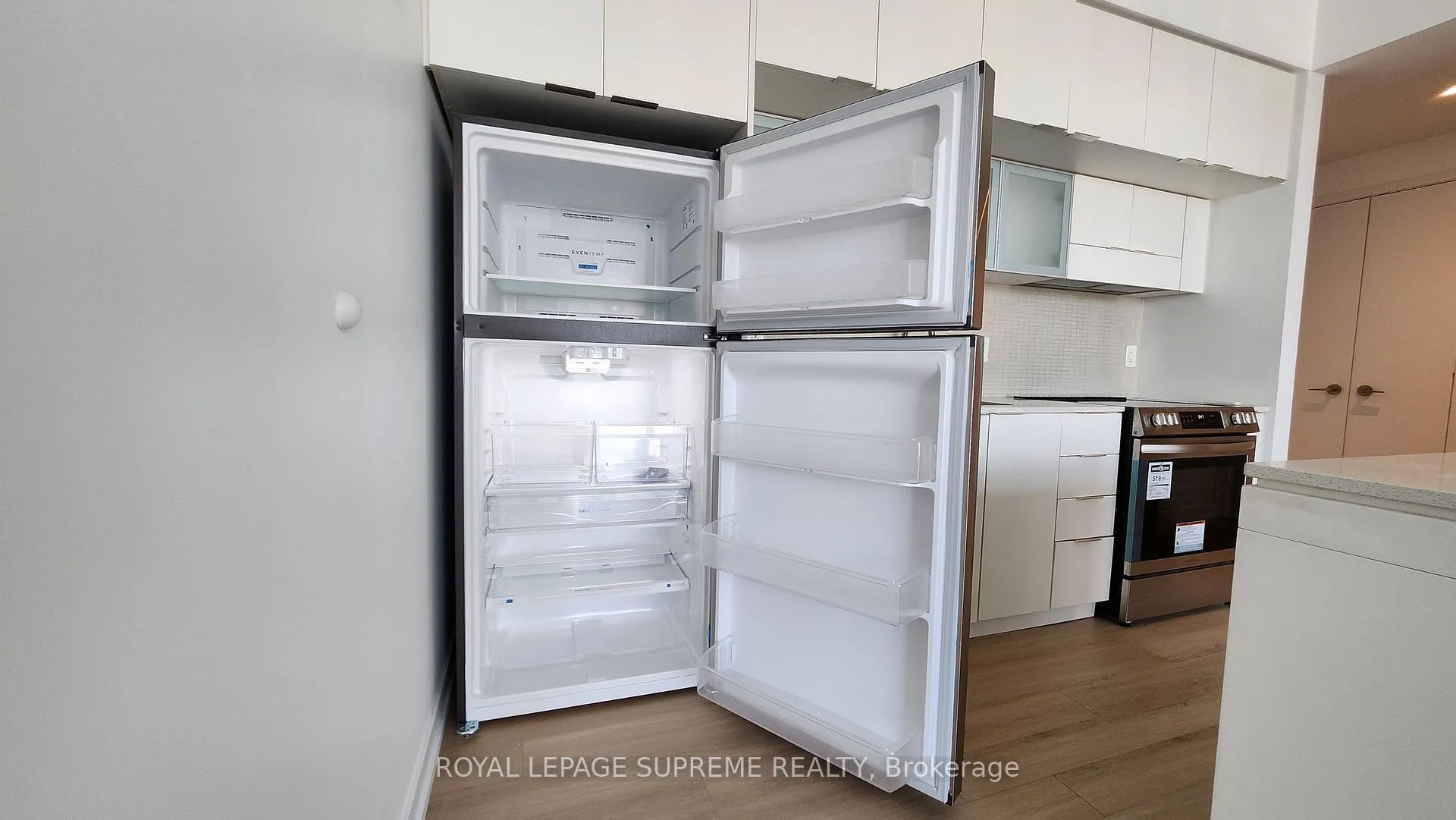 Photo 5 of Unit 3109, 110 Charles Street E, Toronto, Church-Yonge Corridor — HOMEH