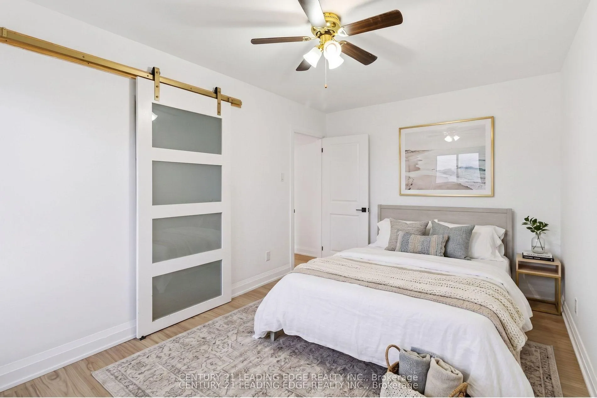 Photo 10 of 623 Wickens Avenue, Burlington, LaSalle — HOMEH