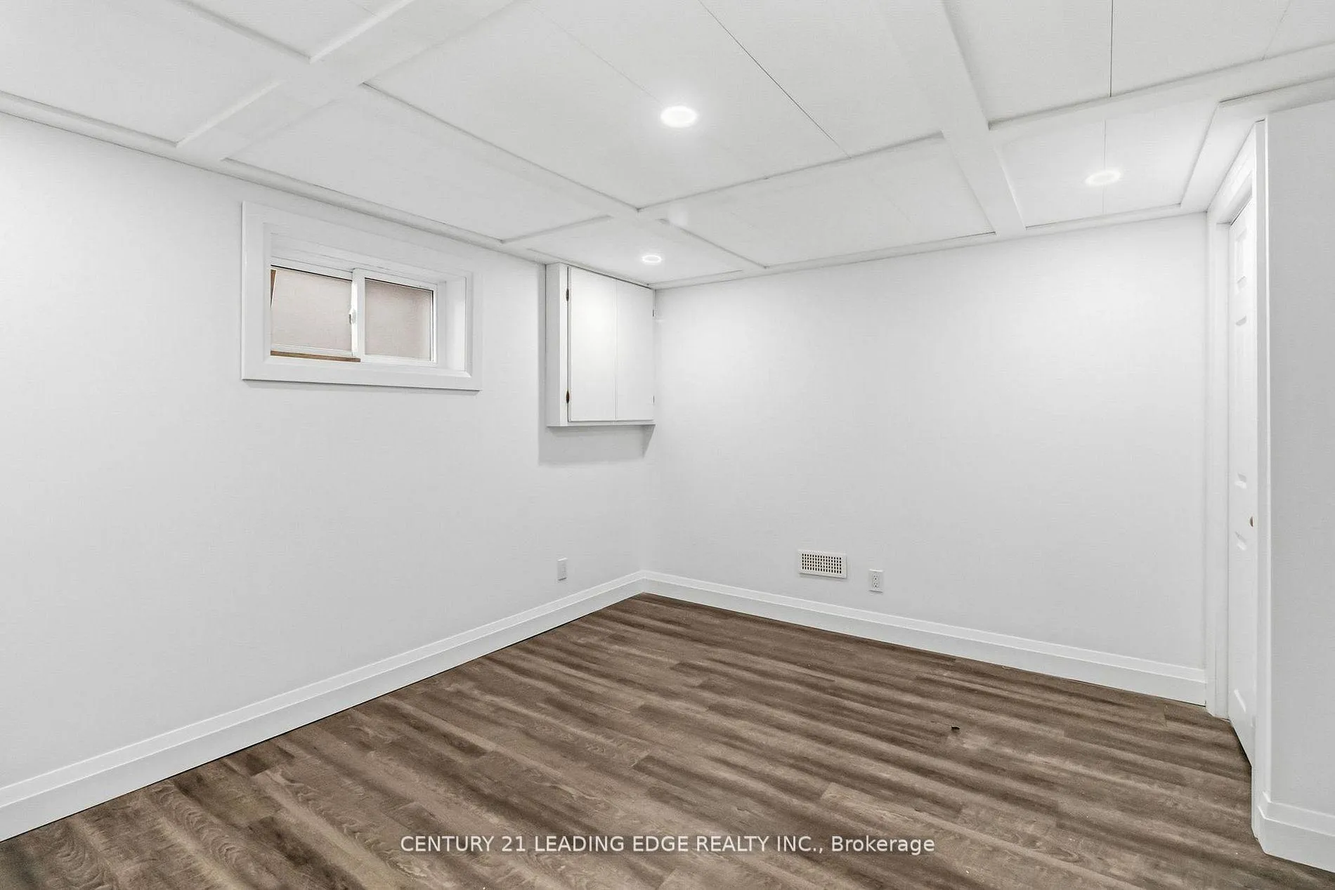 Photo 35 of 623 Wickens Avenue, Burlington, LaSalle — HOMEH