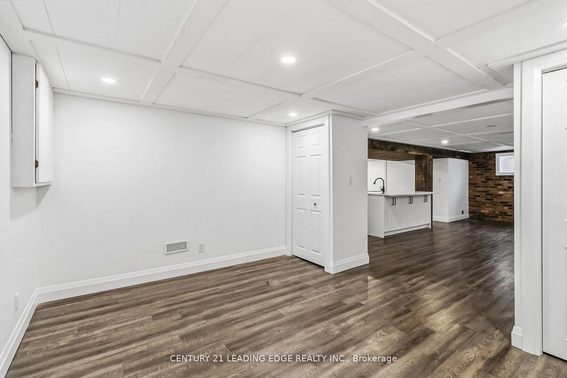 Photo 36 of 623 Wickens Avenue, Burlington, LaSalle — HOMEH