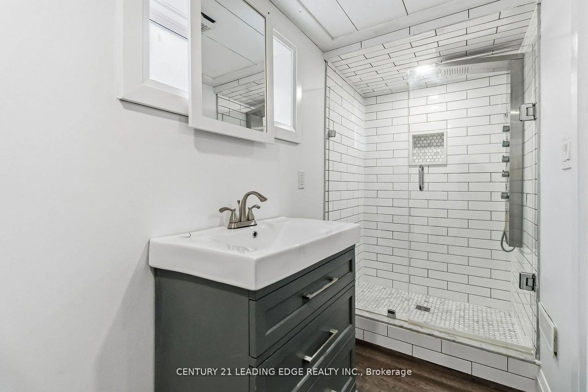 Photo 46 of 623 Wickens Avenue, Burlington, LaSalle — HOMEH