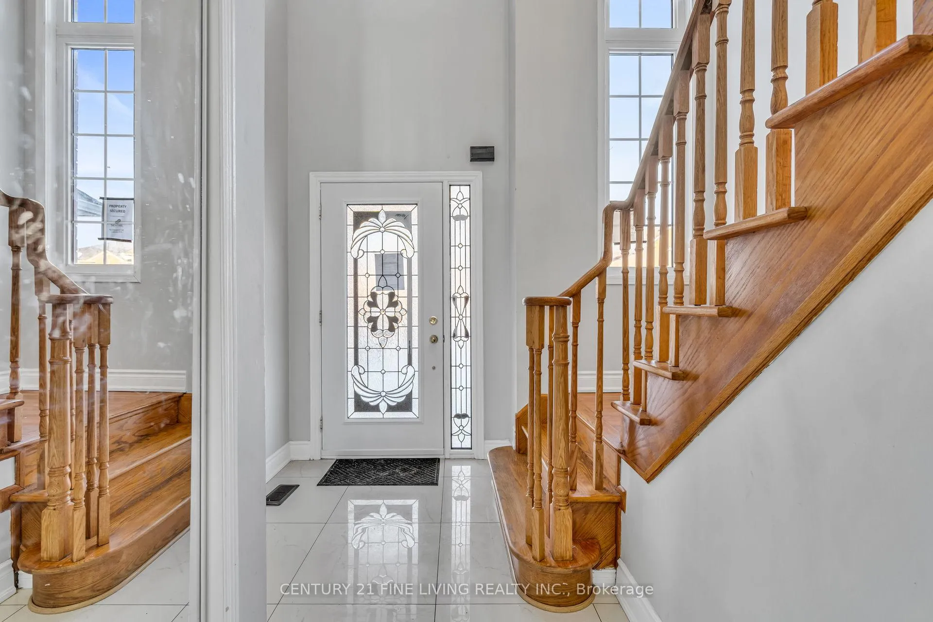 Photo 3 of 20 Edenvalley Road, Brampton, Fletcher's Meadow — HOMEH