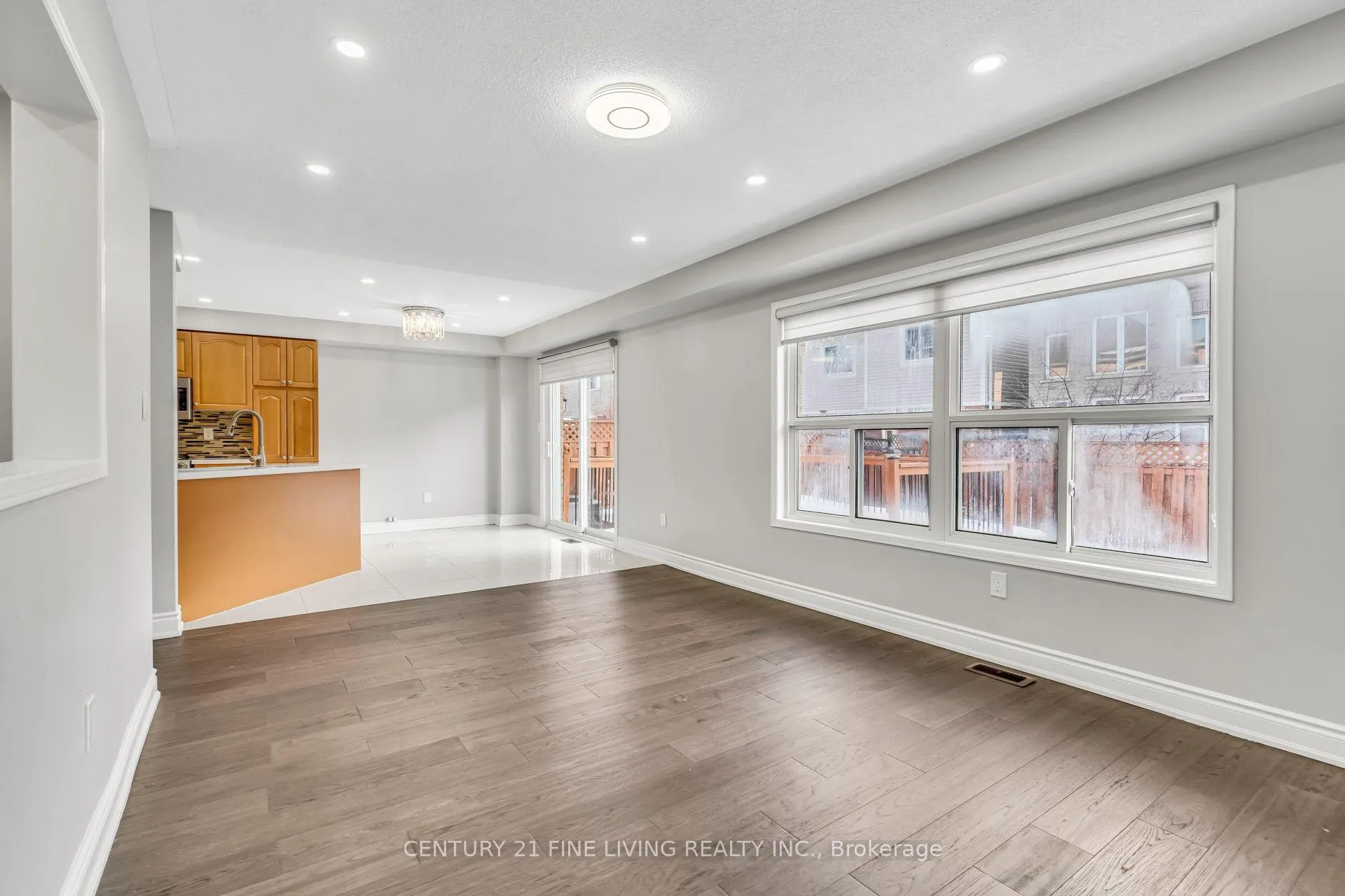 Photo 14 of 20 Edenvalley Road, Brampton, Fletcher's Meadow — HOMEH