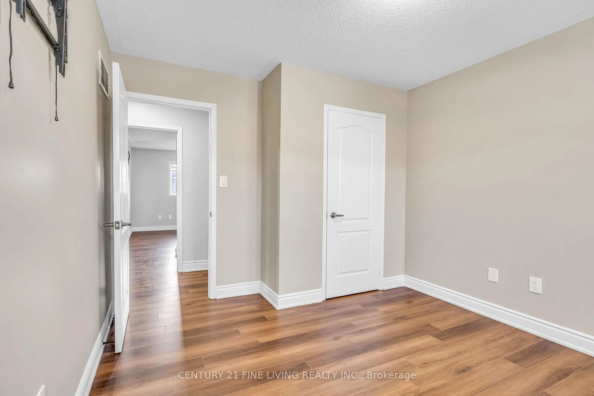 Photo 28 of 20 Edenvalley Road, Brampton, Fletcher's Meadow — HOMEH