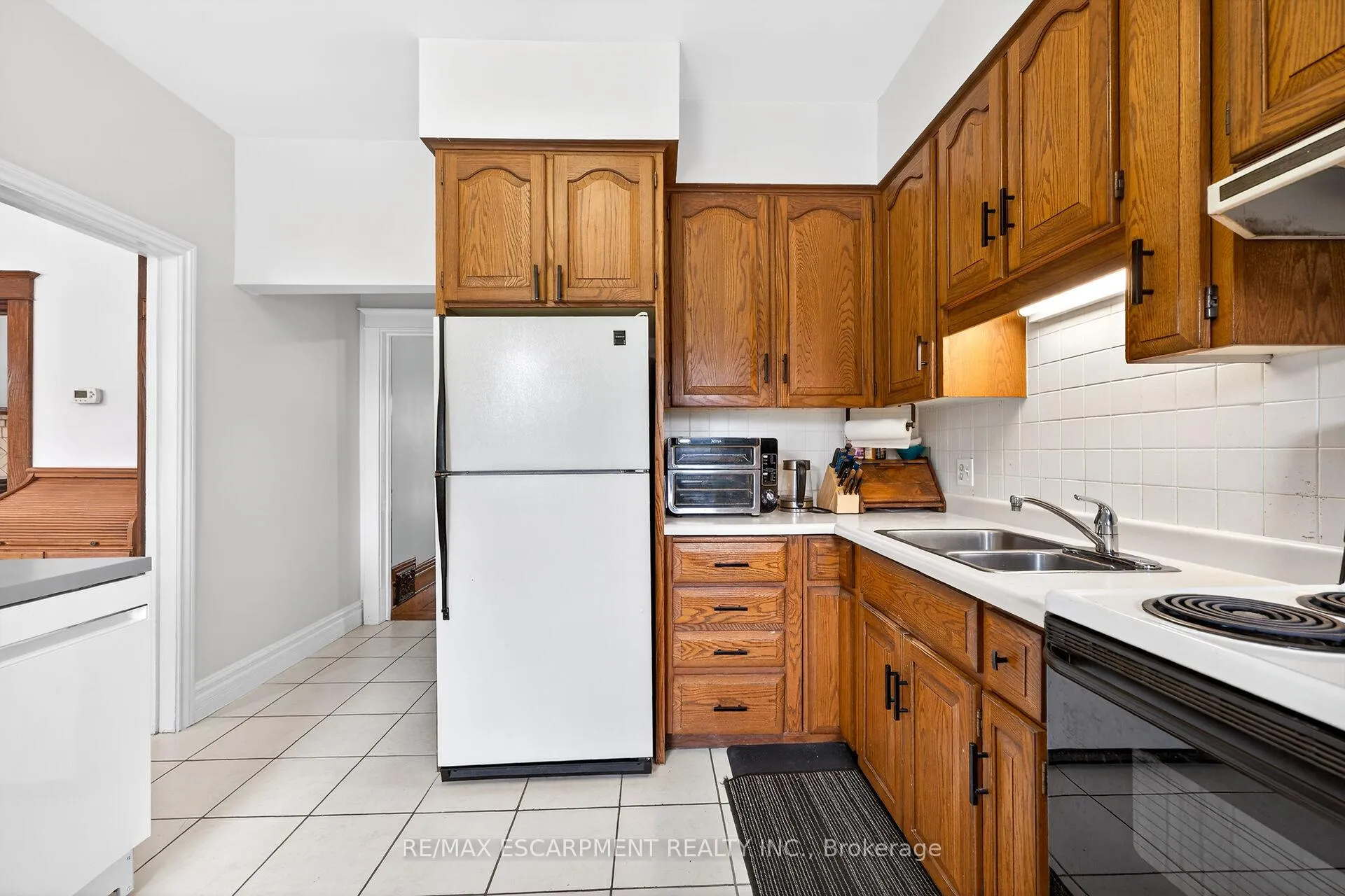Photo 5 of 188 Park Row S, Hamilton, Delta — HOMEH