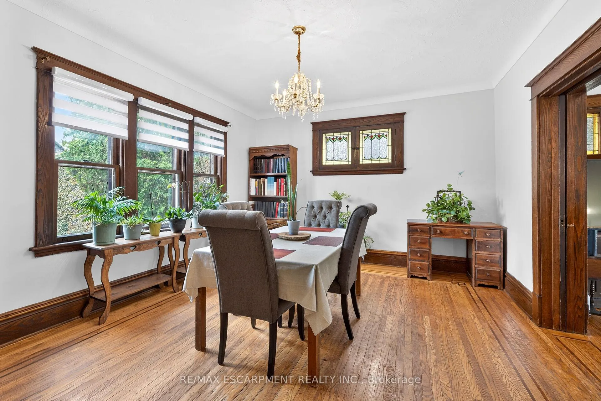 Photo 7 of 188 Park Row S, Hamilton, Delta — HOMEH