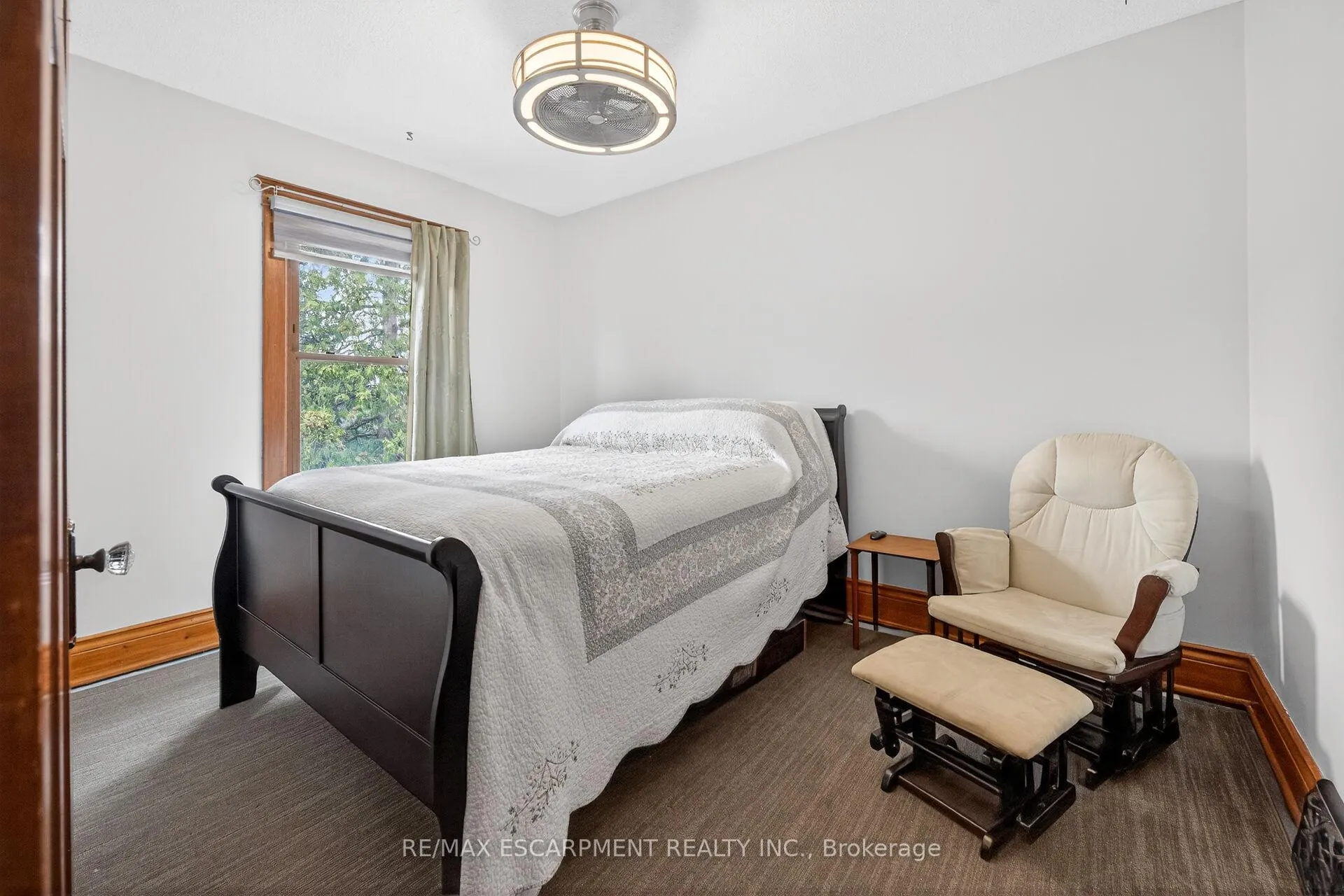 Photo 14 of 188 Park Row S, Hamilton, Delta — HOMEH