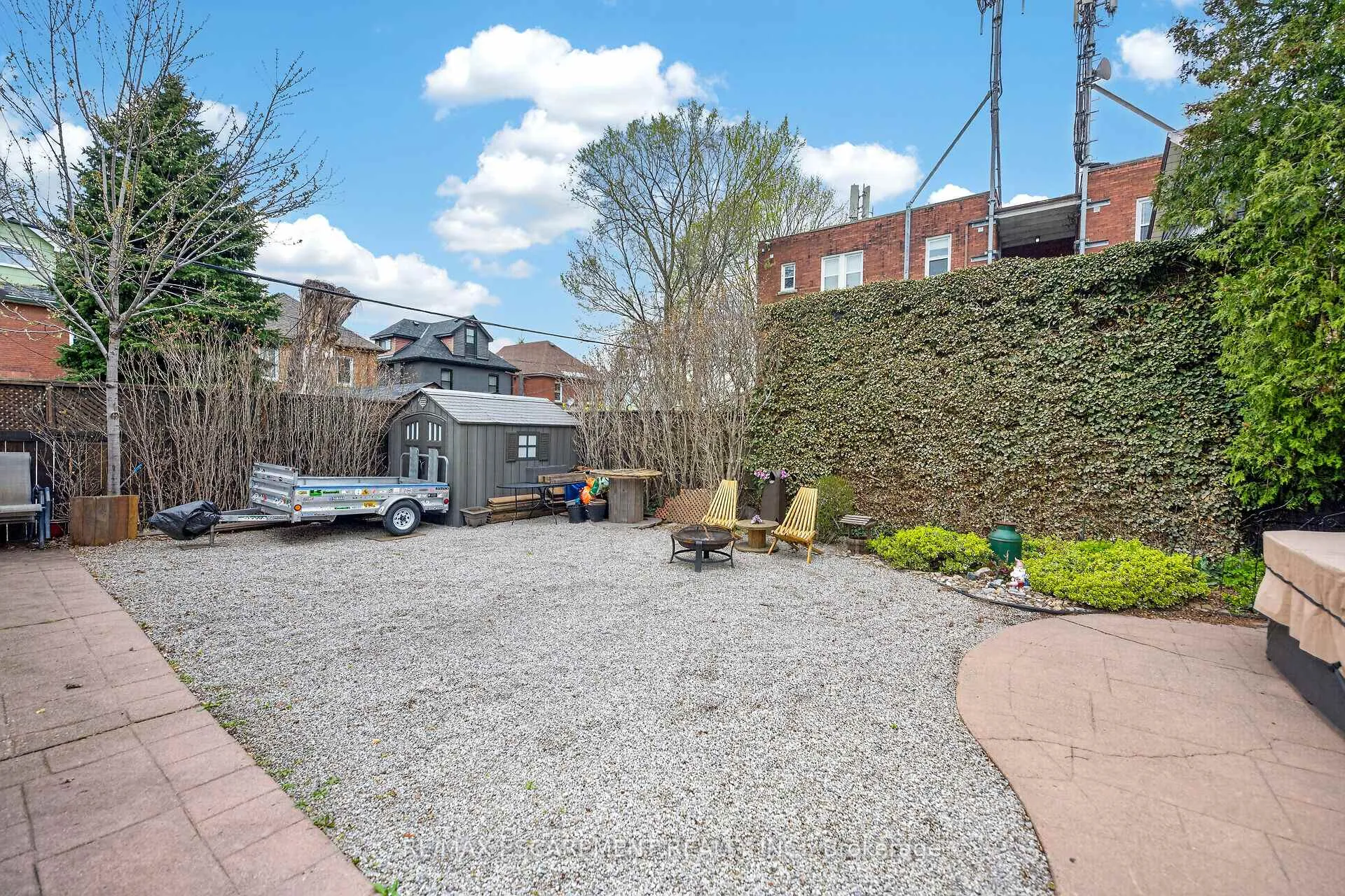 Photo 29 of 188 Park Row S, Hamilton, Delta — HOMEH