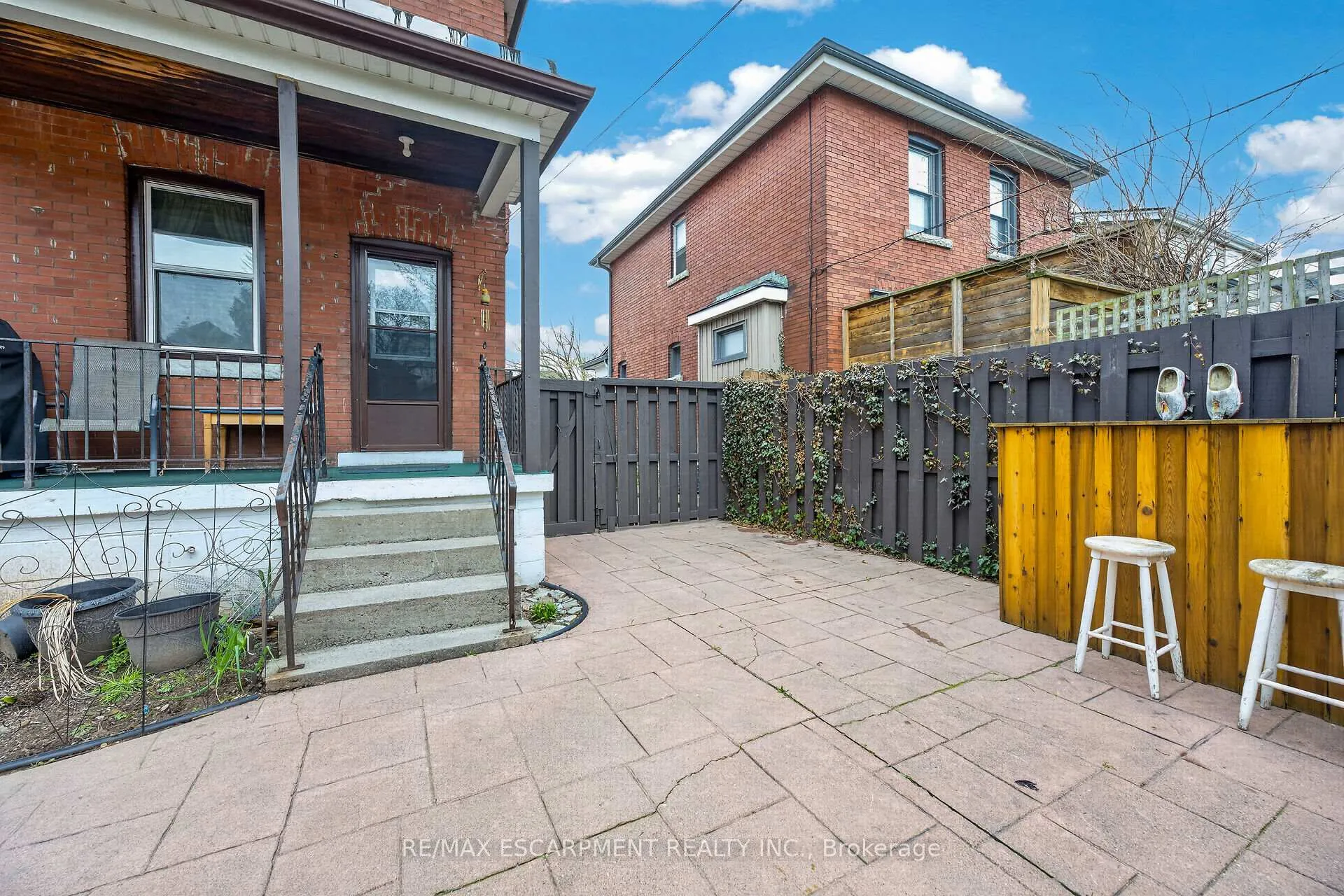 Photo 31 of 188 Park Row S, Hamilton, Delta — HOMEH