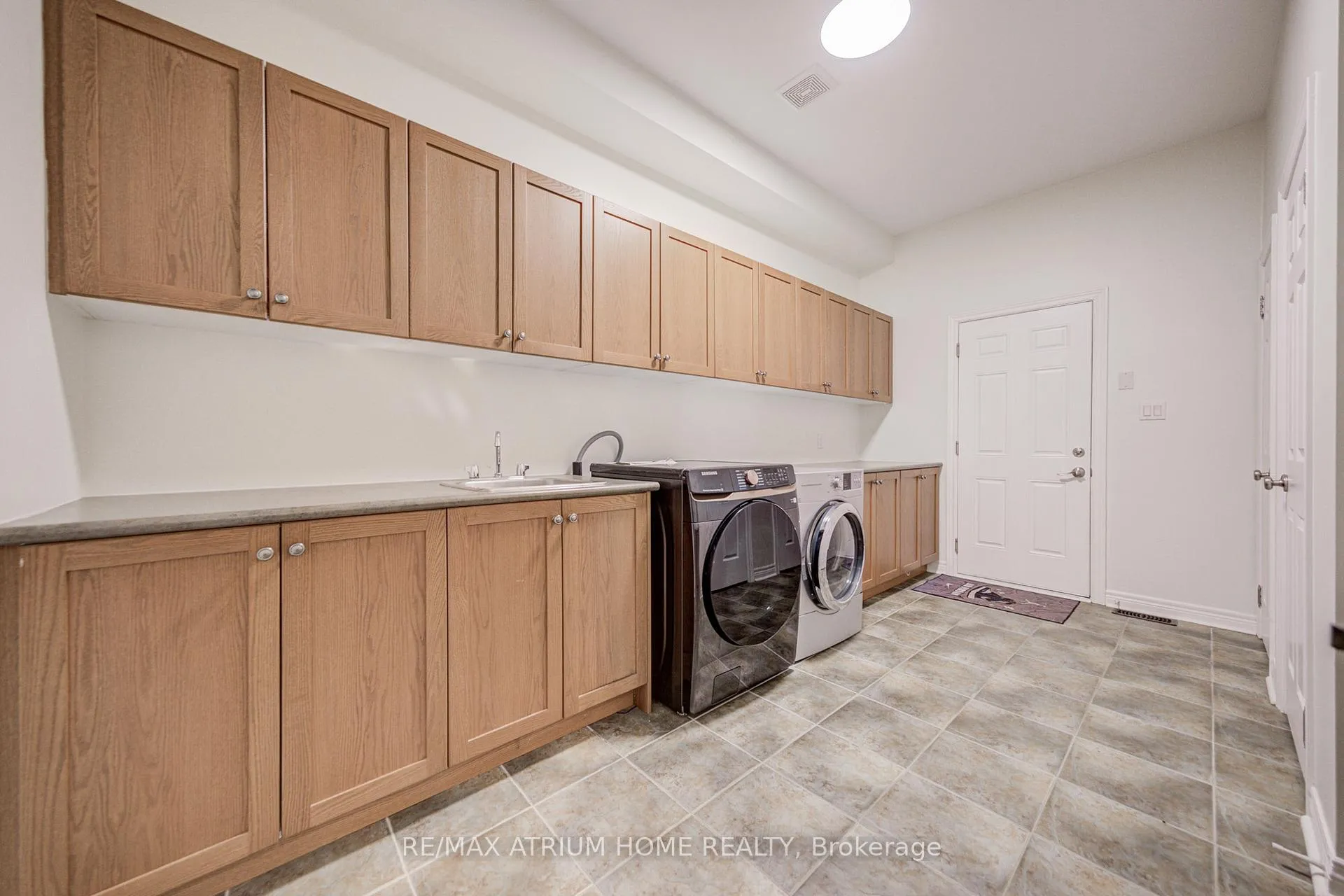 Photo 42 of 55 Gillings Street, Markham, Victoria Square — HOMEH