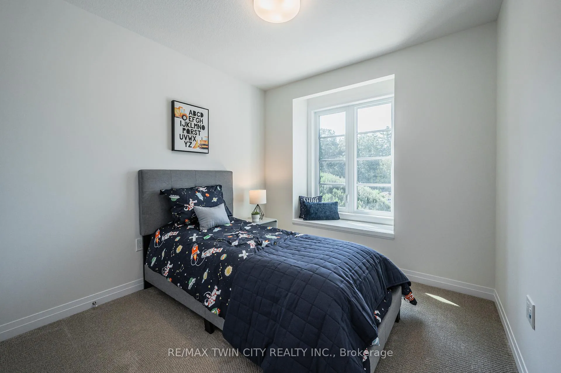 Photo 20 of Unit 68, 143 Elgin Street N, Cambridge — HOMEH