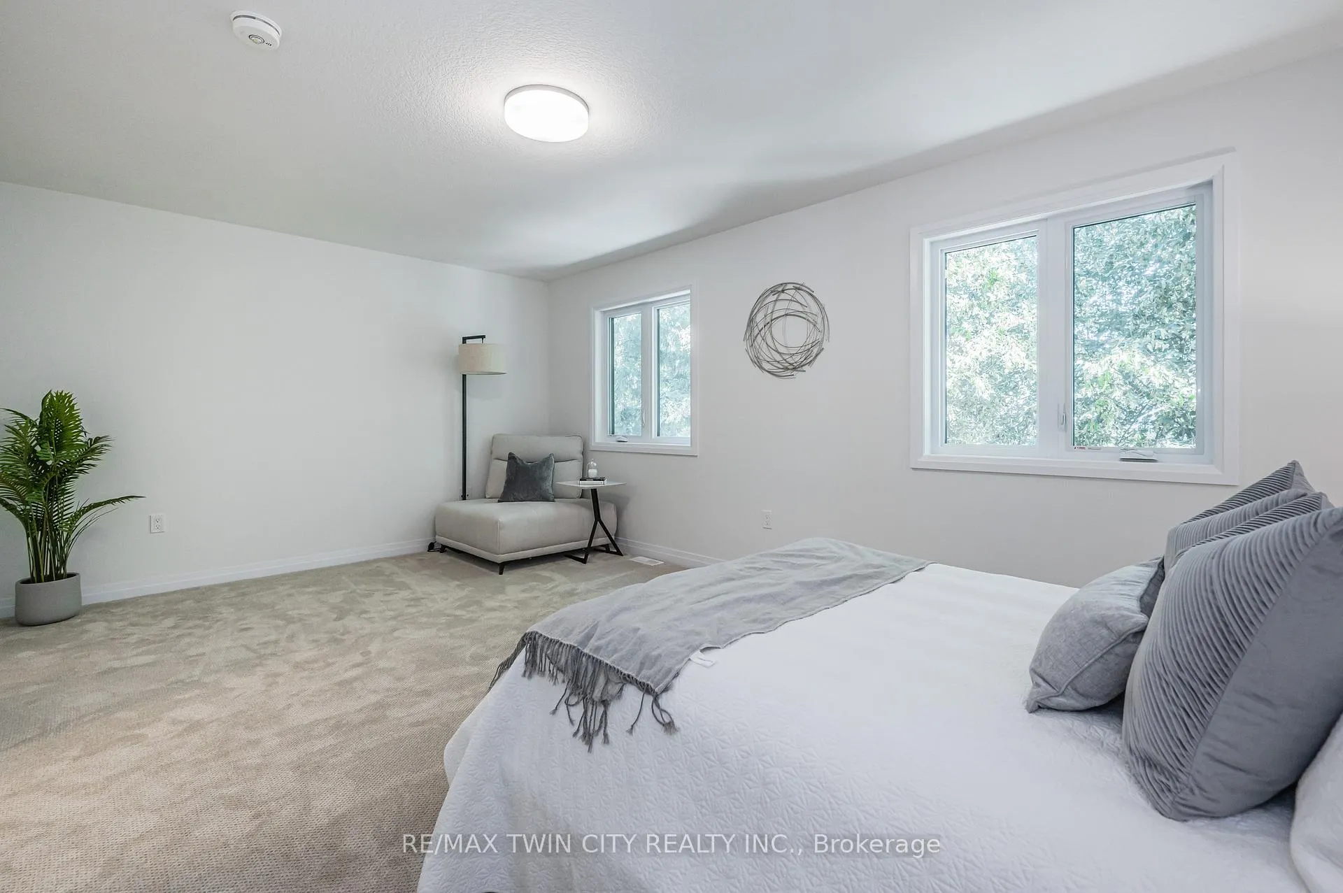 Photo 25 of Unit 68, 143 Elgin Street N, Cambridge — HOMEH