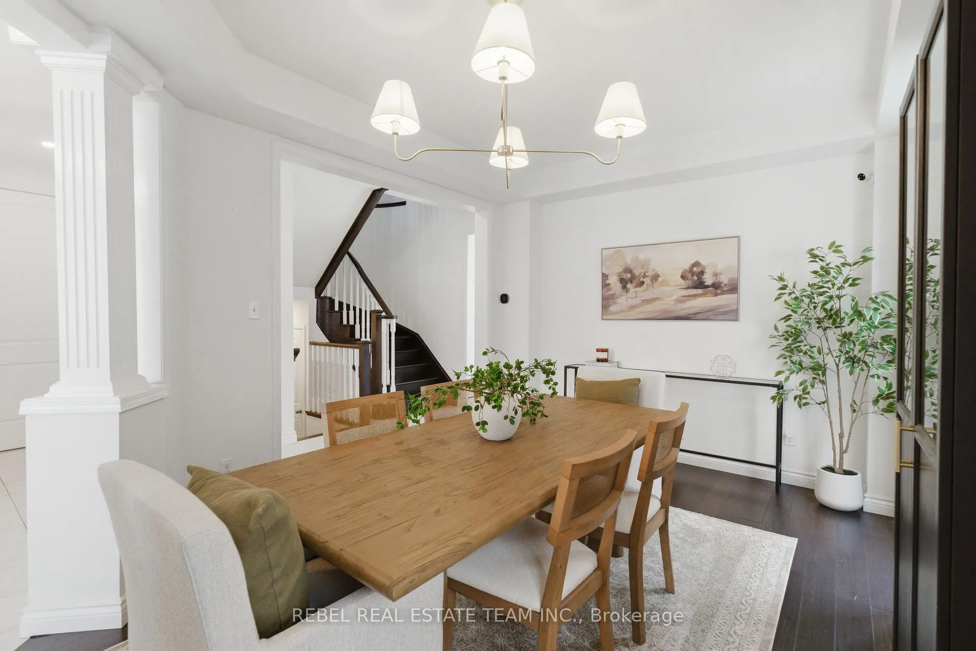 Photo 3 of 15 William Fair Drive, Clarington, Bowmanville — HOMEH
