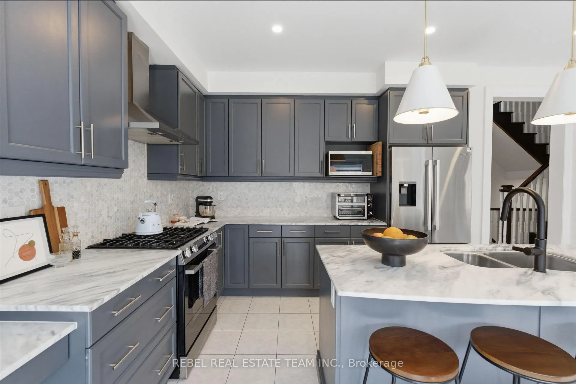 Photo 11 of 15 William Fair Drive, Clarington, Bowmanville — HOMEH