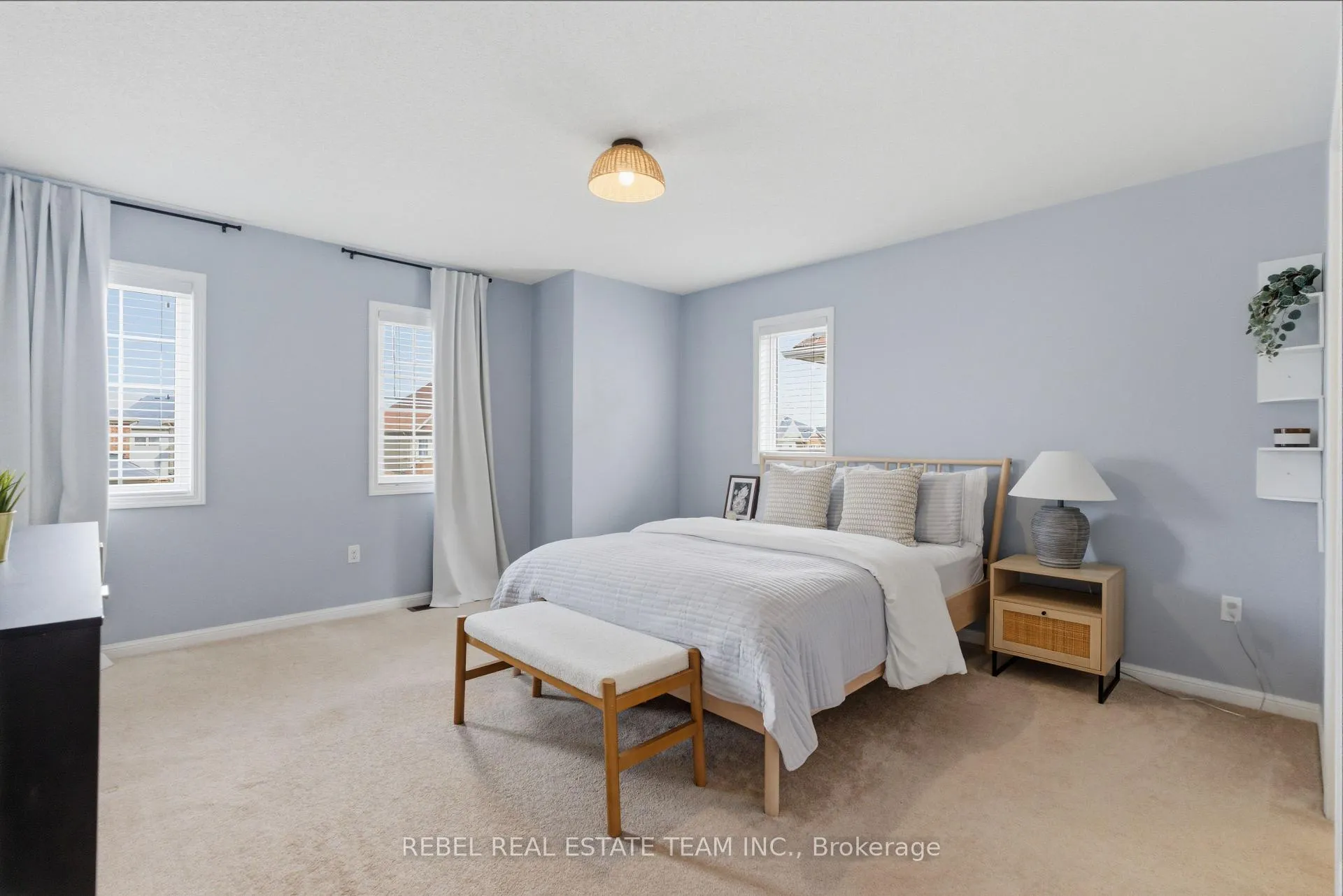 Photo 23 of 15 William Fair Drive, Clarington, Bowmanville — HOMEH