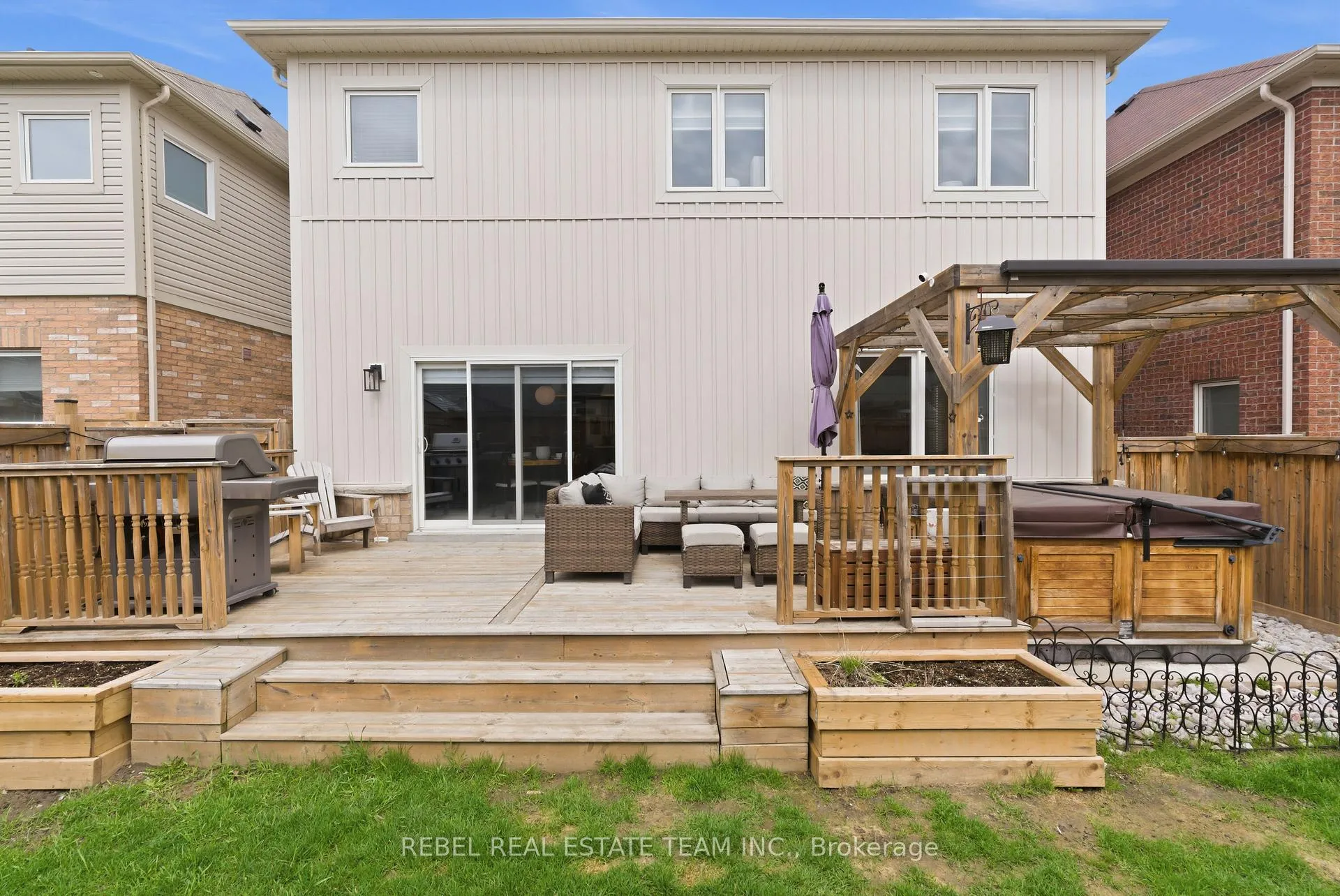 Photo 34 of 15 William Fair Drive, Clarington, Bowmanville — HOMEH