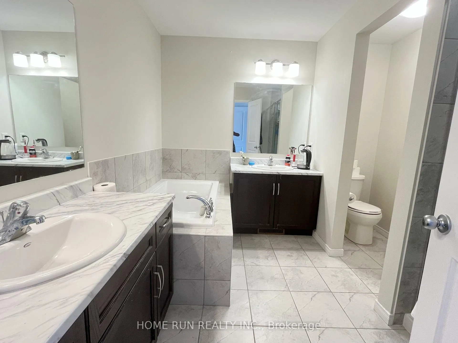 Photo 6 of 100 Escarpment Crescent, Ottawa, Kanata - Kanata Lakes/Heritage Hills — HOMEH