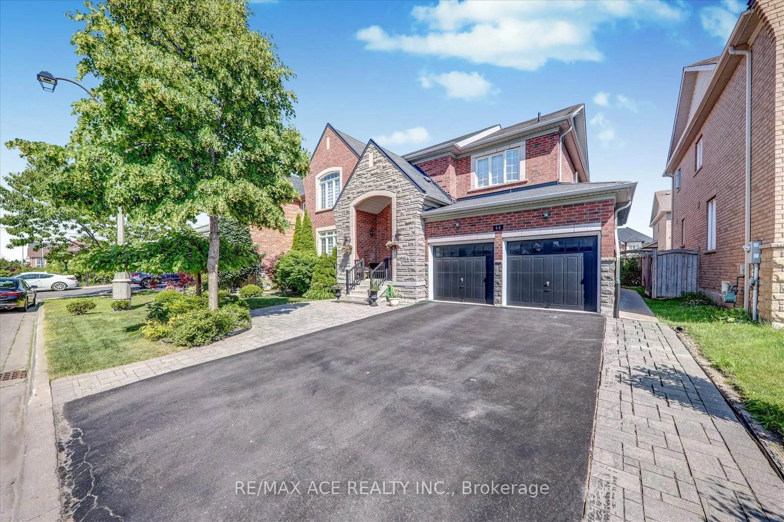 Photo 2 of 46 Purebrook Crescent, Brampton, Brampton East — HOMEH