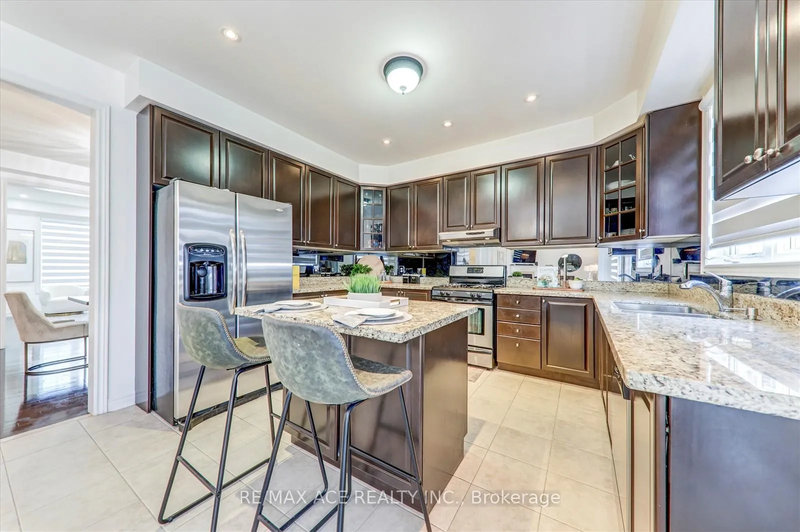 Photo 12 of 46 Purebrook Crescent, Brampton, Brampton East — HOMEH