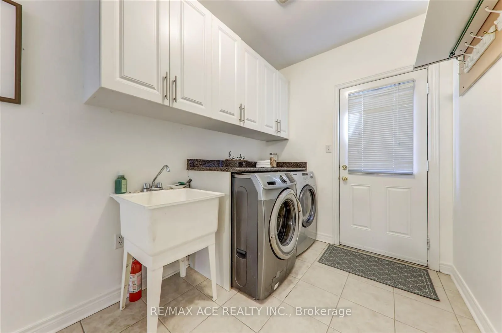 Photo 17 of 46 Purebrook Crescent, Brampton, Brampton East — HOMEH