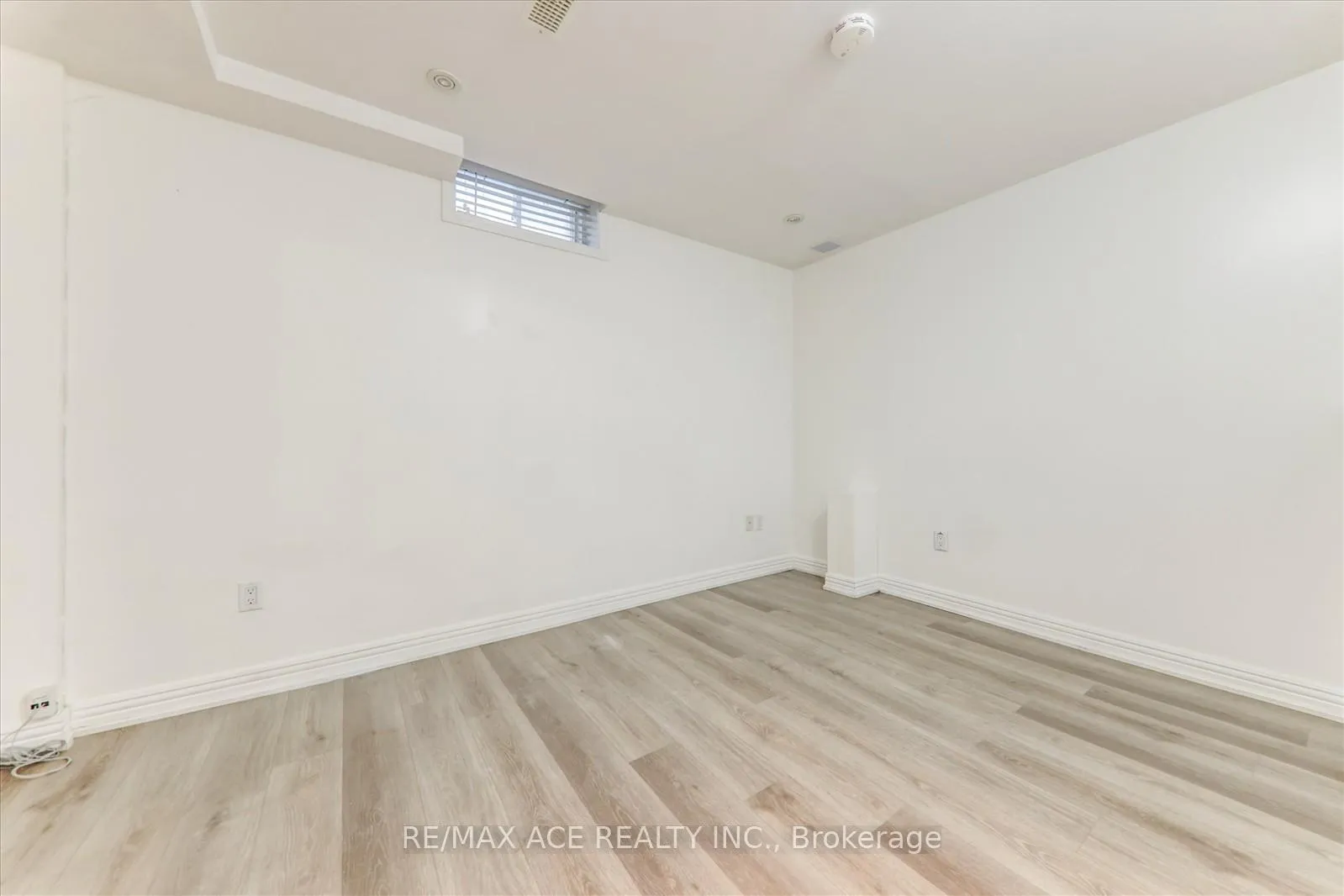 Photo 42 of 46 Purebrook Crescent, Brampton, Brampton East — HOMEH