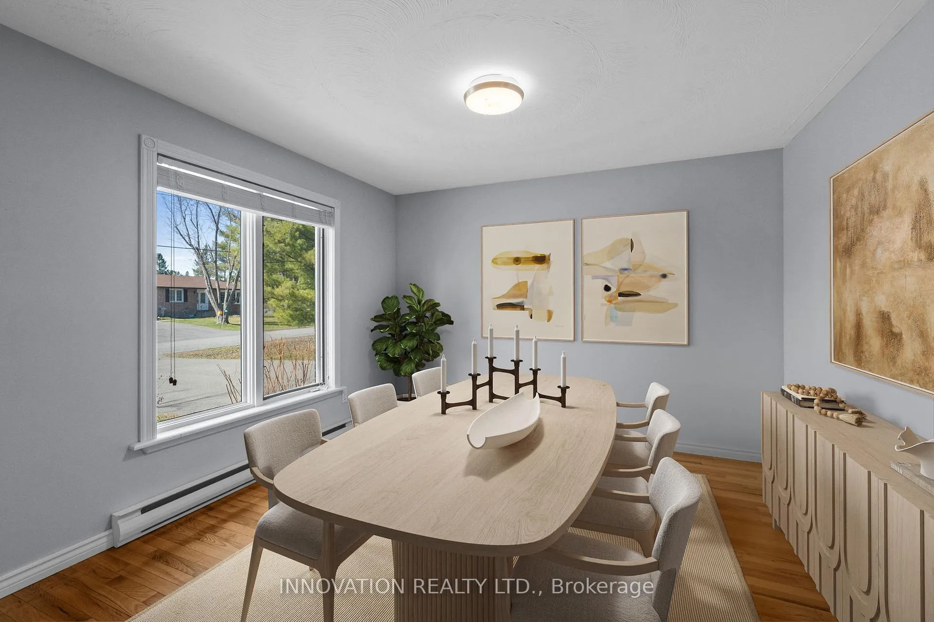 Photo 4 of 114 Poole Street, Ottawa, Fitzroy — HOMEH
