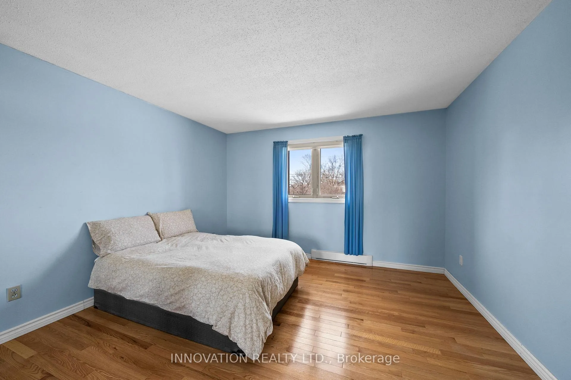 Photo 25 of 114 Poole Street, Ottawa, Fitzroy — HOMEH