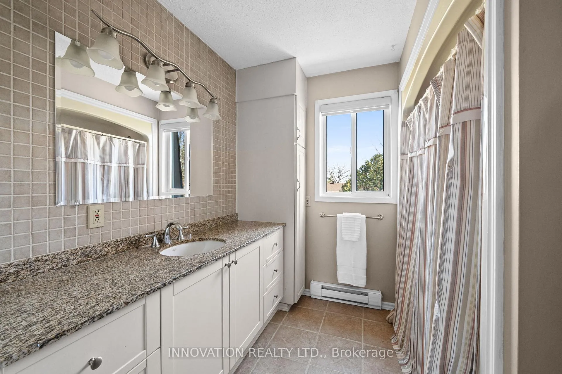 Photo 32 of 114 Poole Street, Ottawa, Fitzroy — HOMEH
