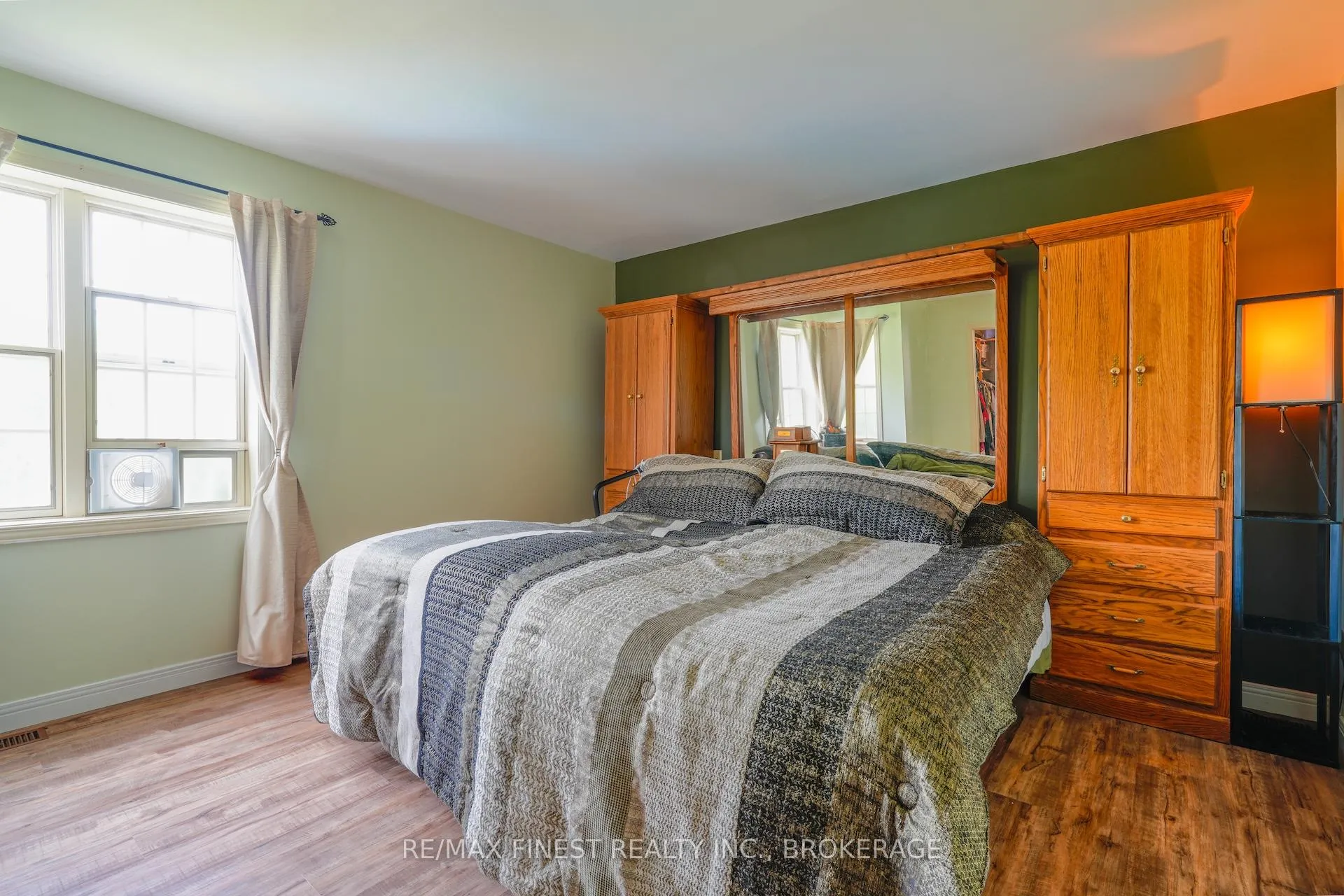 Photo 18 of 465 William Street S, Gananoque — HOMEH