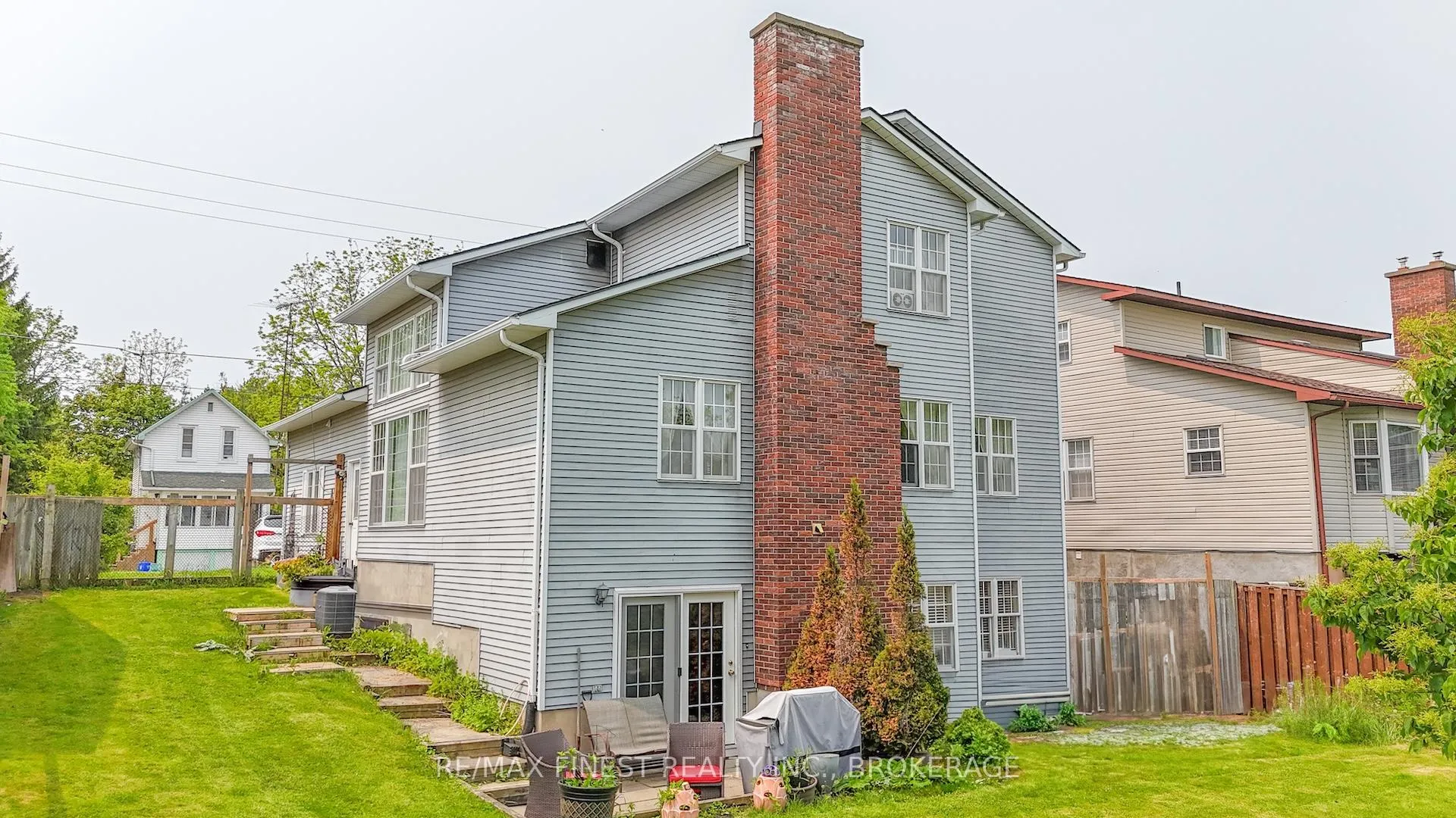 Photo 37 of 465 William Street S, Gananoque — HOMEH
