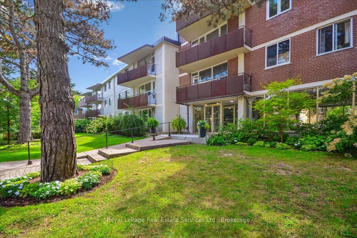 Photo 3 of Unit 203, 100 Coe Hill Drive, Toronto, High Park-Swansea — HOMEH