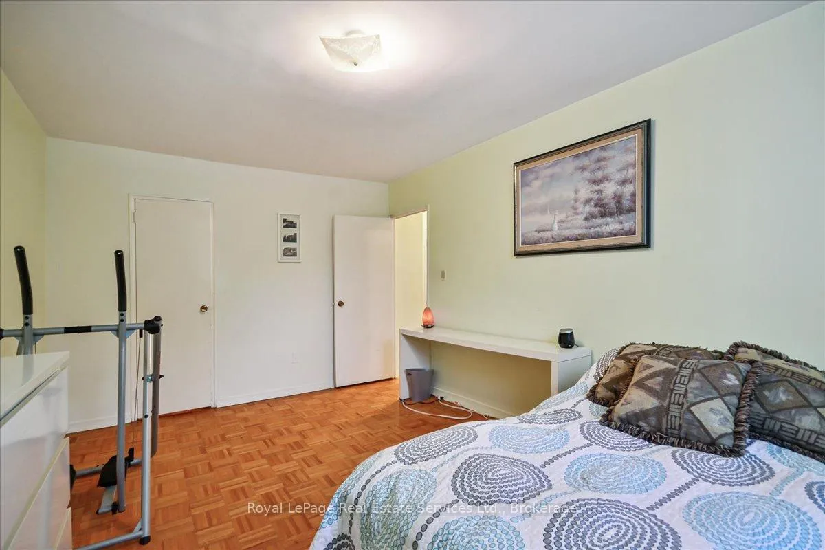 Photo 15 of Unit 203, 100 Coe Hill Drive, Toronto, High Park-Swansea — HOMEH