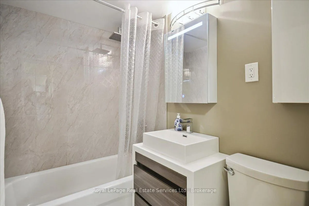 Photo 18 of Unit 203, 100 Coe Hill Drive, Toronto, High Park-Swansea — HOMEH