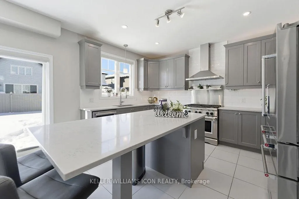 Photo 15 of 307 Nonius Street, Ottawa, Kanata - Emerald Meadows/Trailwest — HOMEH