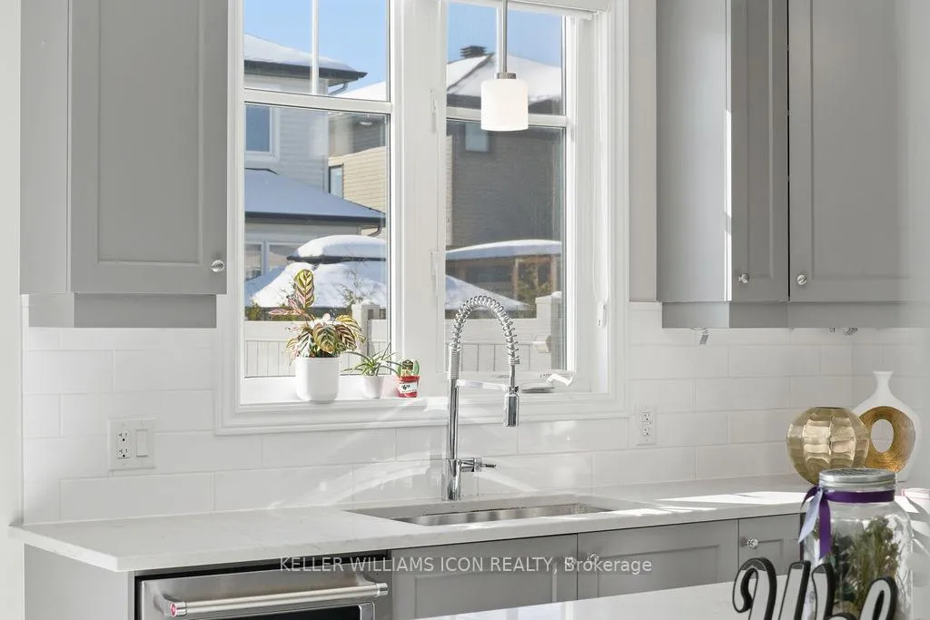 Photo 18 of 307 Nonius Street, Ottawa, Kanata - Emerald Meadows/Trailwest — HOMEH