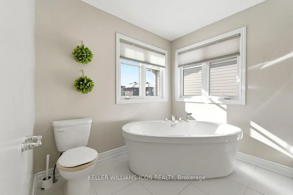 Photo 36 of 307 Nonius Street, Ottawa, Kanata - Emerald Meadows/Trailwest — HOMEH