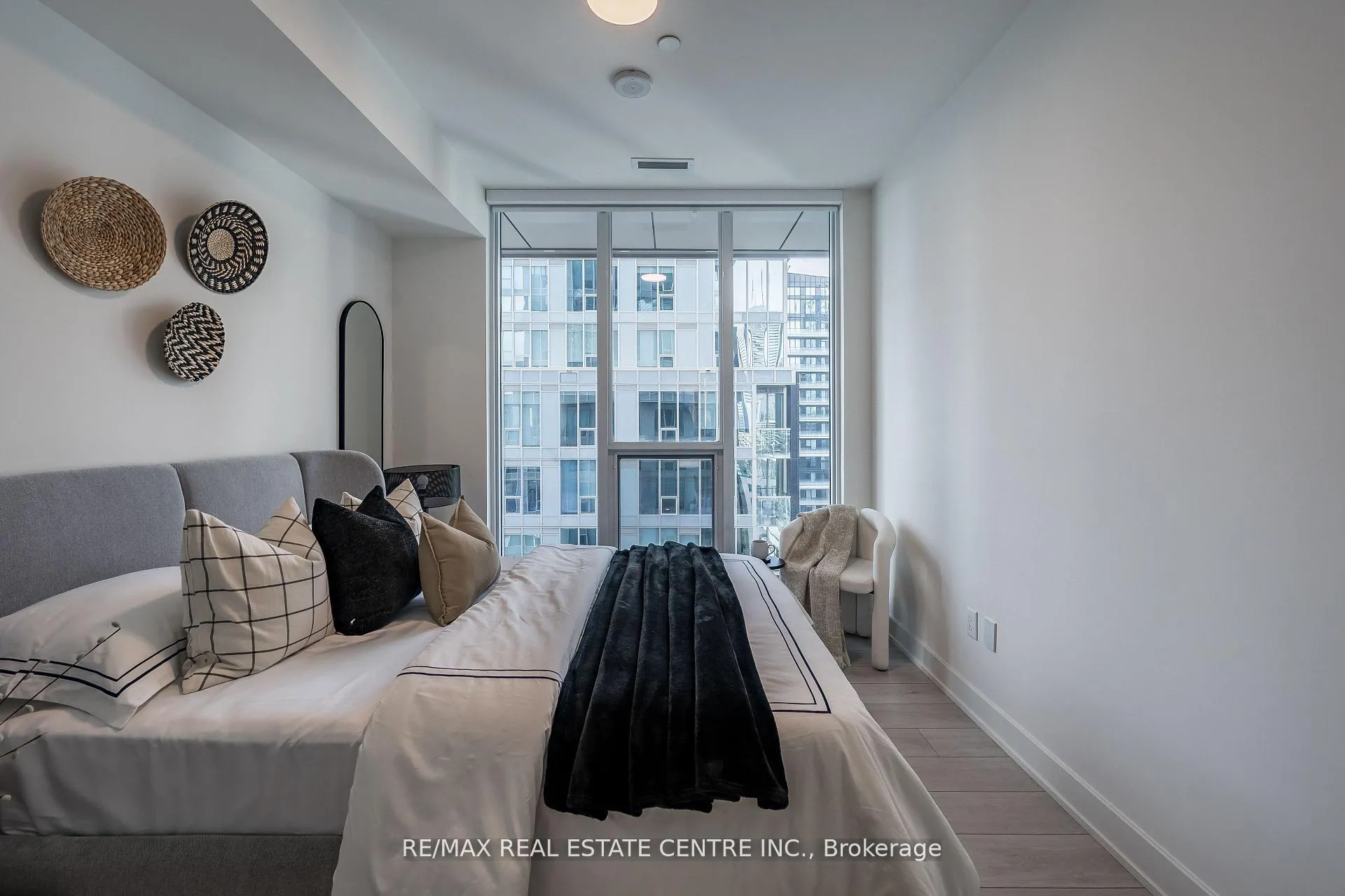 Photo 20 of Unit 3504, 15 Mercer Street, Toronto, Waterfront Communities — HOMEH