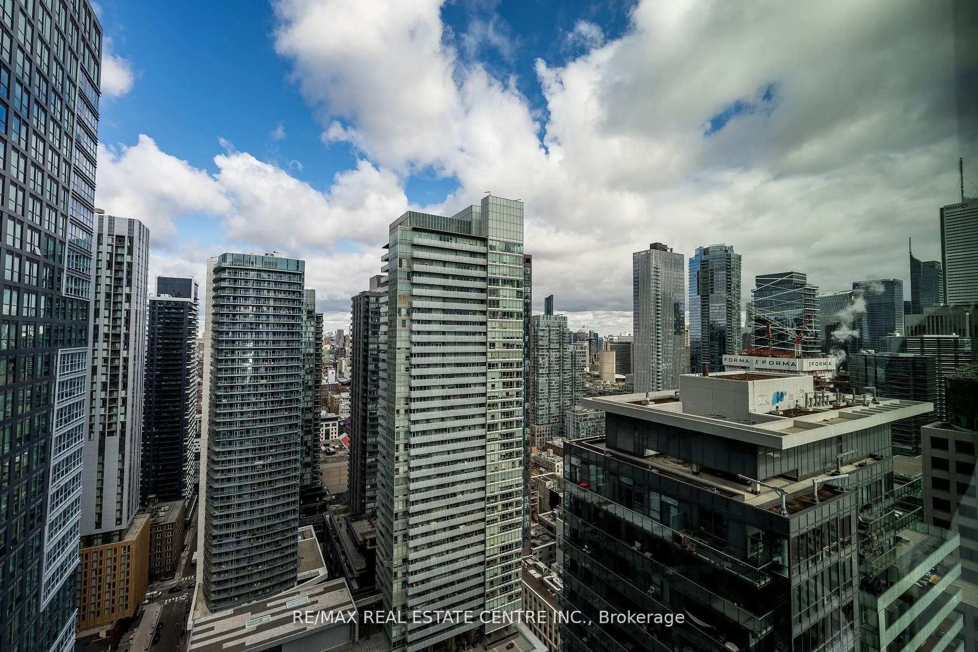 Photo 33 of Unit 3504, 15 Mercer Street, Toronto, Waterfront Communities — HOMEH