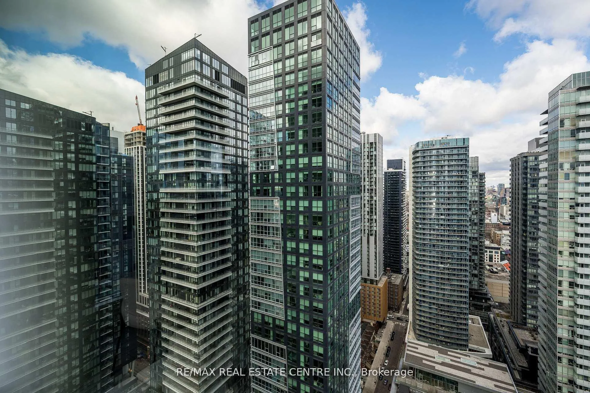 Photo 34 of Unit 3504, 15 Mercer Street, Toronto, Waterfront Communities — HOMEH