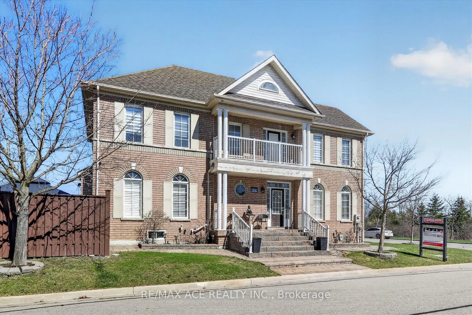 Photo 2 of Unit Main, 12 Smoothwater Terrace, Markham, Box Grove — HOMEH