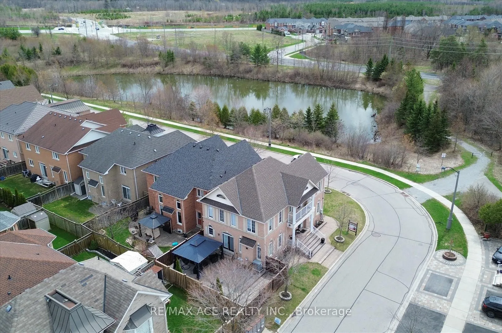 Photo 10 of Unit Main, 12 Smoothwater Terrace, Markham, Box Grove — HOMEH