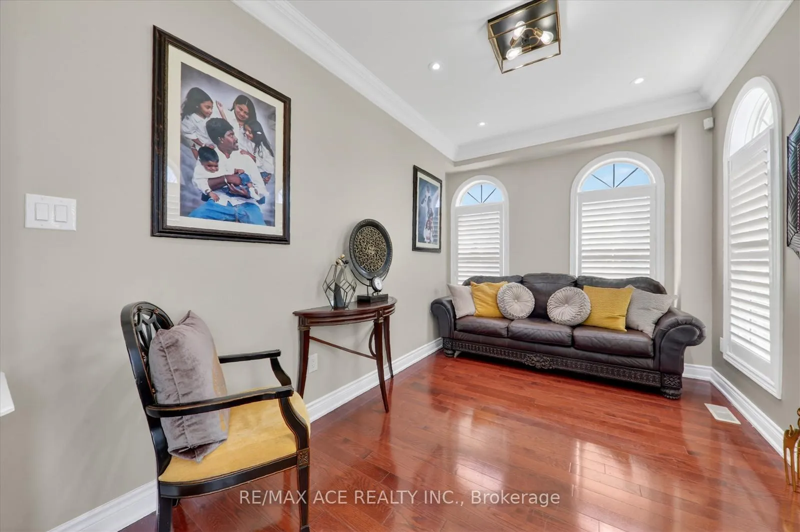 Photo 13 of Unit Main, 12 Smoothwater Terrace, Markham, Box Grove — HOMEH